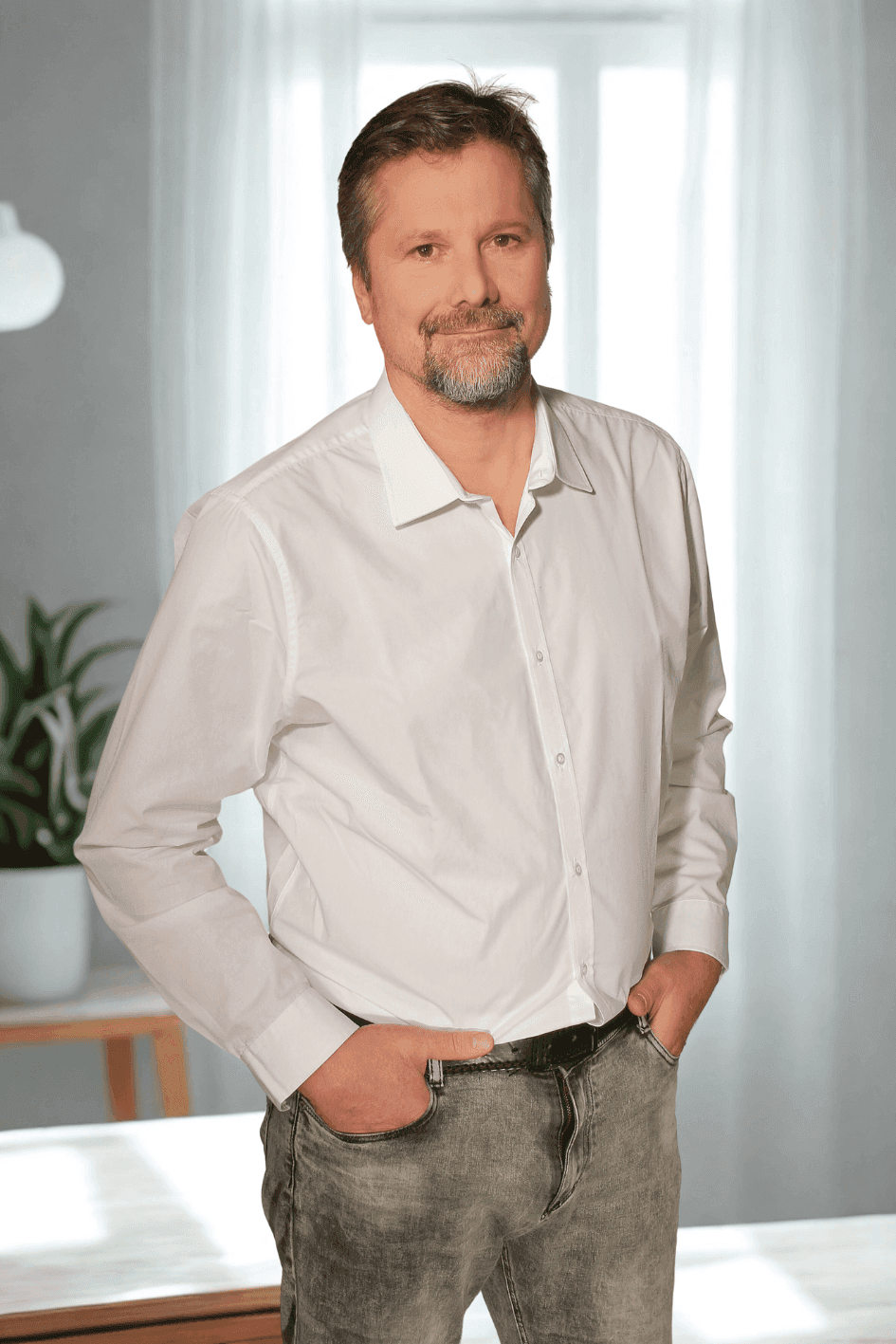 Pojišťovací makléř